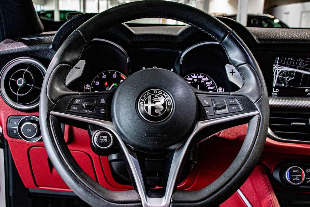 2018 Alfa Romeo Stelvio Ti SPORT NAVI CAMERA TOIT PANO CUIR HARMAN-KARDON in Montréal, Quebec - 27 - w1024h768px