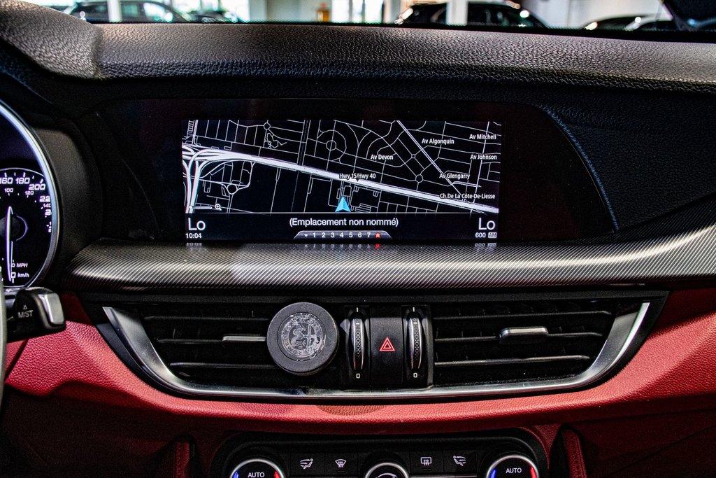 2018 Alfa Romeo Stelvio Ti SPORT NAVI CAMERA TOIT PANO CUIR HARMAN-KARDON in Montréal, Quebec - 22 - w1024h768px