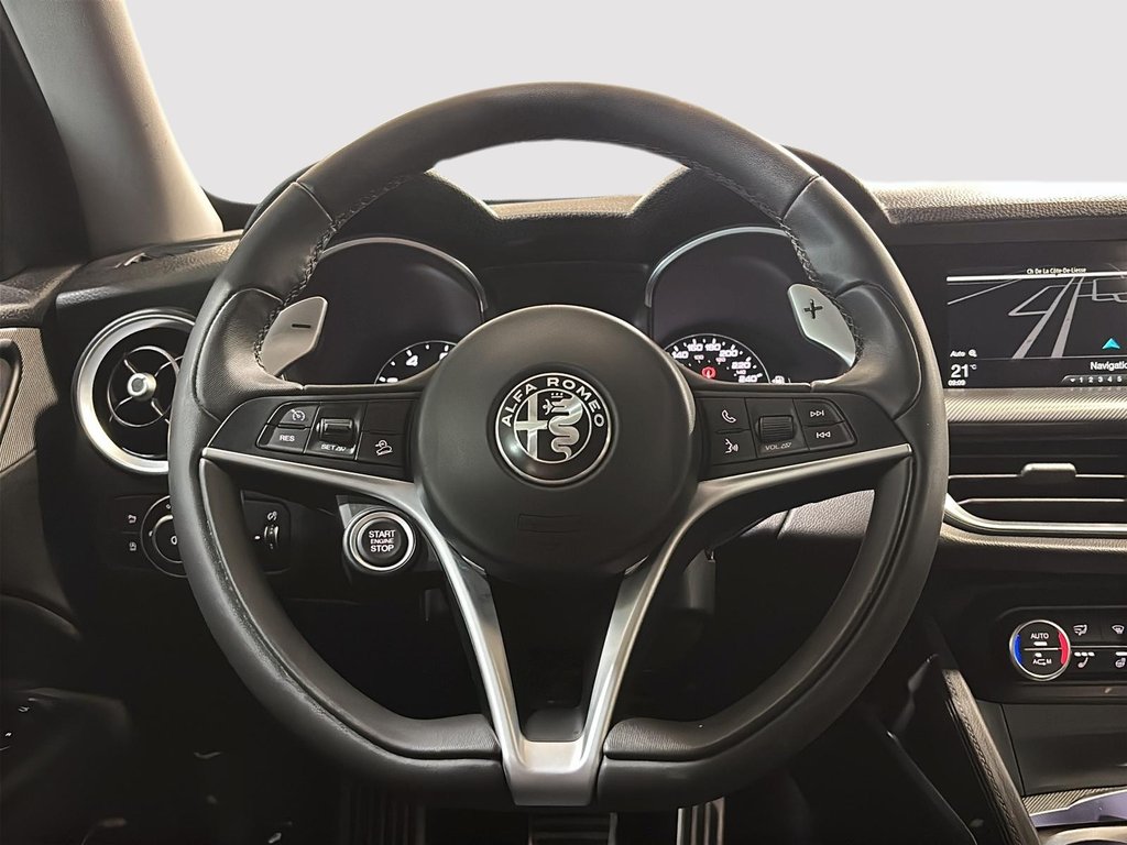 2018 Alfa Romeo Stelvio SPORT Q4 GPS CAMERA SIEGES CHAUFFANTS in Montréal, Quebec - 22 - w1024h768px