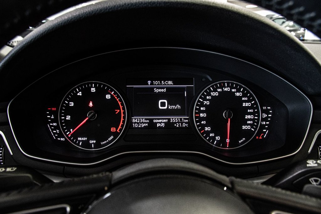 2019 Audi A4 Sedan KOMFORT 45 TFSI QUATTRO CUIR TOIT CAM CARPLAY in Montréal, Quebec - 31 - w1024h768px