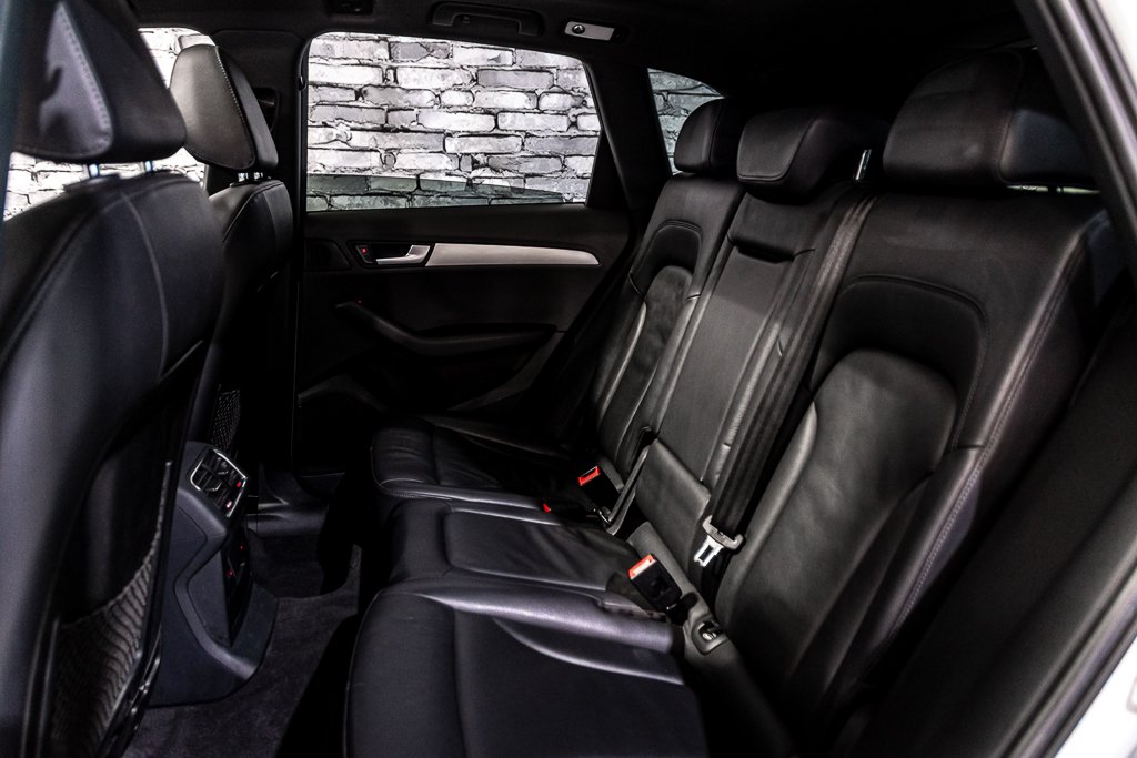 Audi Q5 2.0L PREMIUM AWD SIÈGES CHAUFFANTS CUIR MAGS 2011 à Montréal, Québec - 25 - w1024h768px