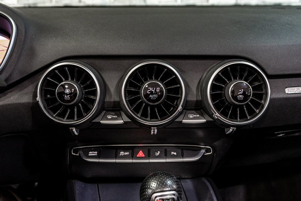 Audi TT Roadster QUATTRO BANG & OLUFSEN SIEGES CHAUFFANTS CUIR 2018 à Montréal, Québec - 21 - w1024h768px