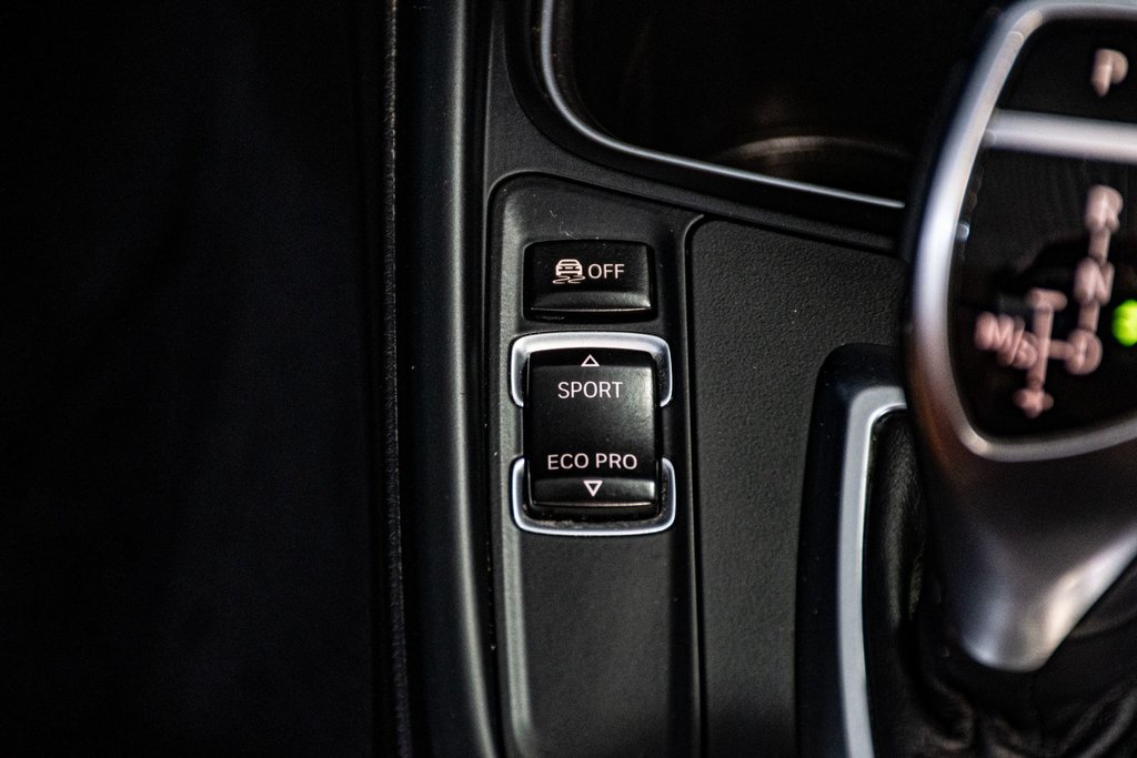 2015 BMW 4 Series 428i xDrive TOIT DUR CONVERTIBLE in Montréal, Quebec - 23 - w1024h768px