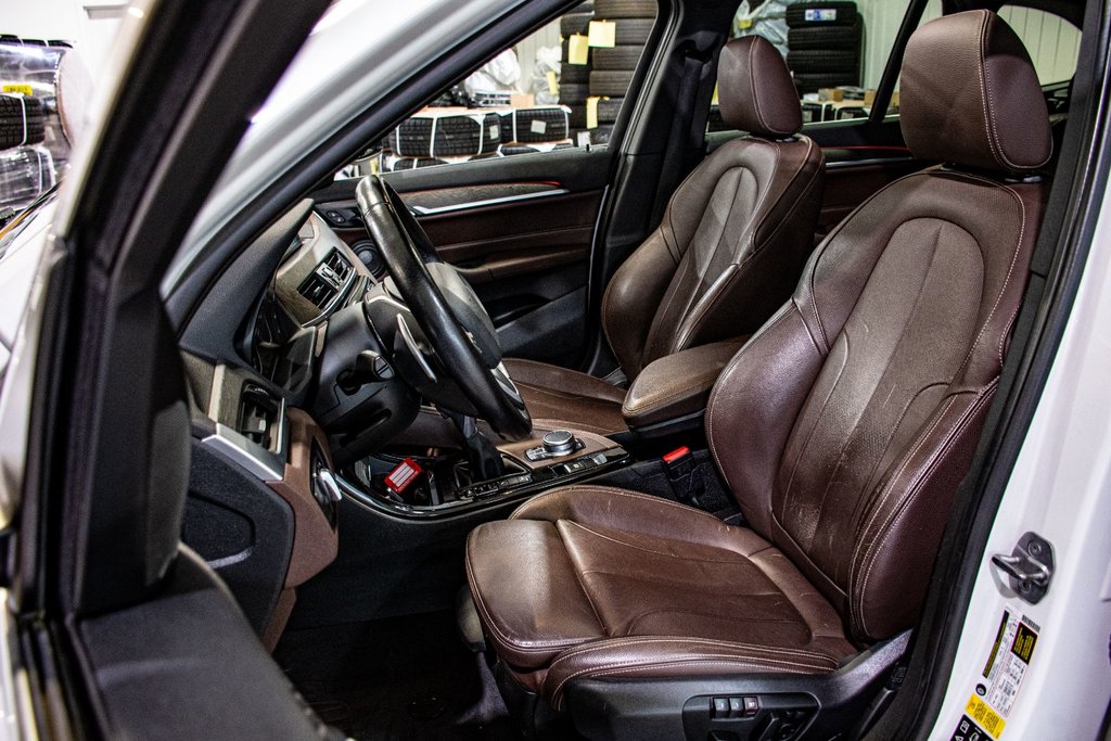 BMW X1 XDRIVE28i X LINE- PREMIUM AMELIORÉ - TOIT - CUIR - 2016 à Montréal, Québec - 7 - w1024h768px
