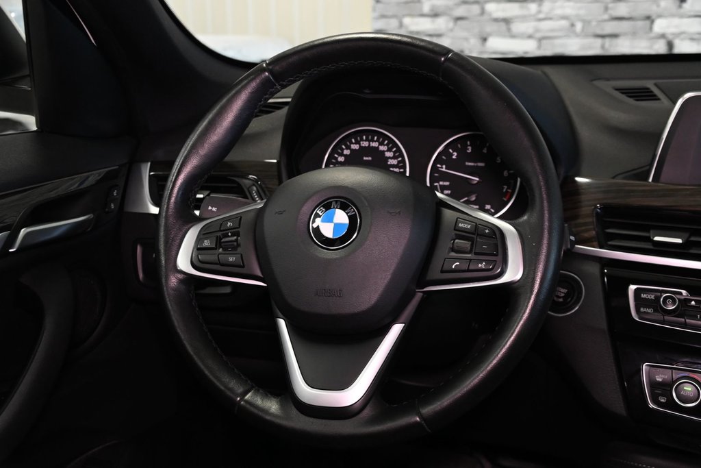 2017 BMW X1 XDRIVE28i TOIT PANORAMIQUE CUIR CAMERA in Montréal, Quebec - 34 - w1024h768px