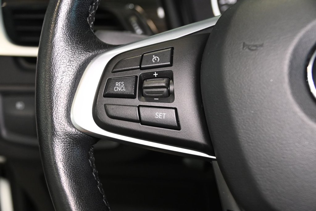 2017 BMW X1 XDRIVE28i TOIT PANORAMIQUE CUIR CAMERA in Montréal, Quebec - 31 - w1024h768px