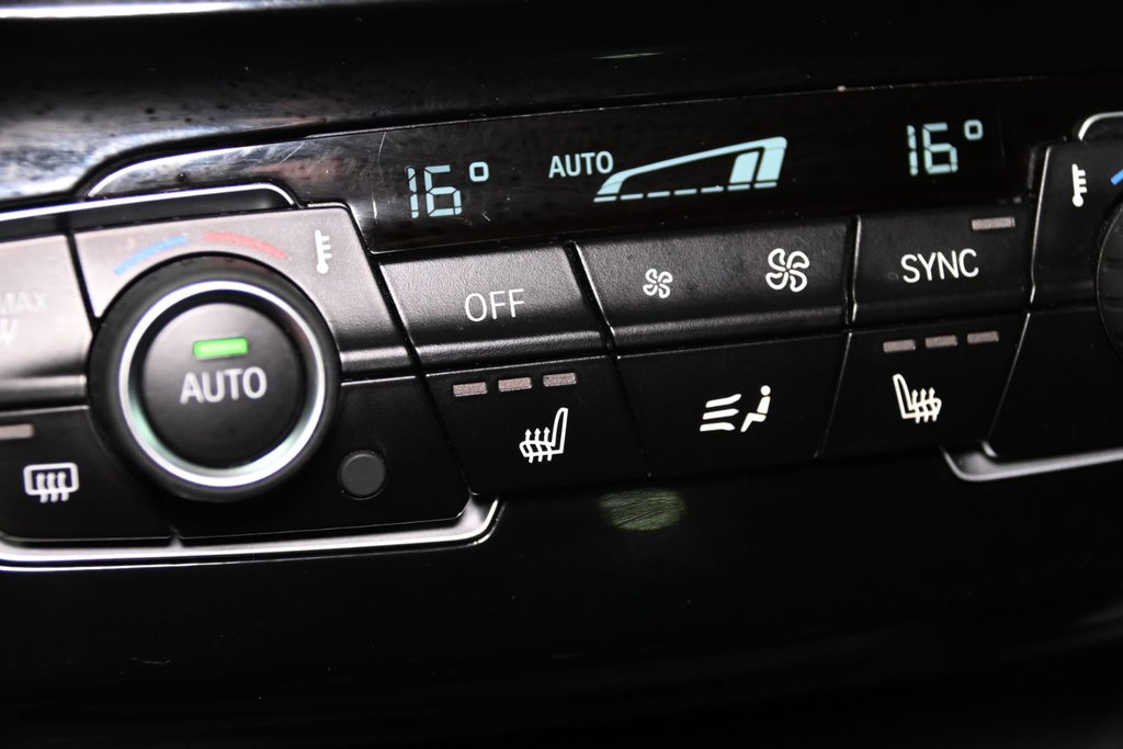 2017 BMW X1 XDRIVE28i TOIT PANORAMIQUE CUIR CAMERA in Montréal, Quebec - 26 - w1024h768px