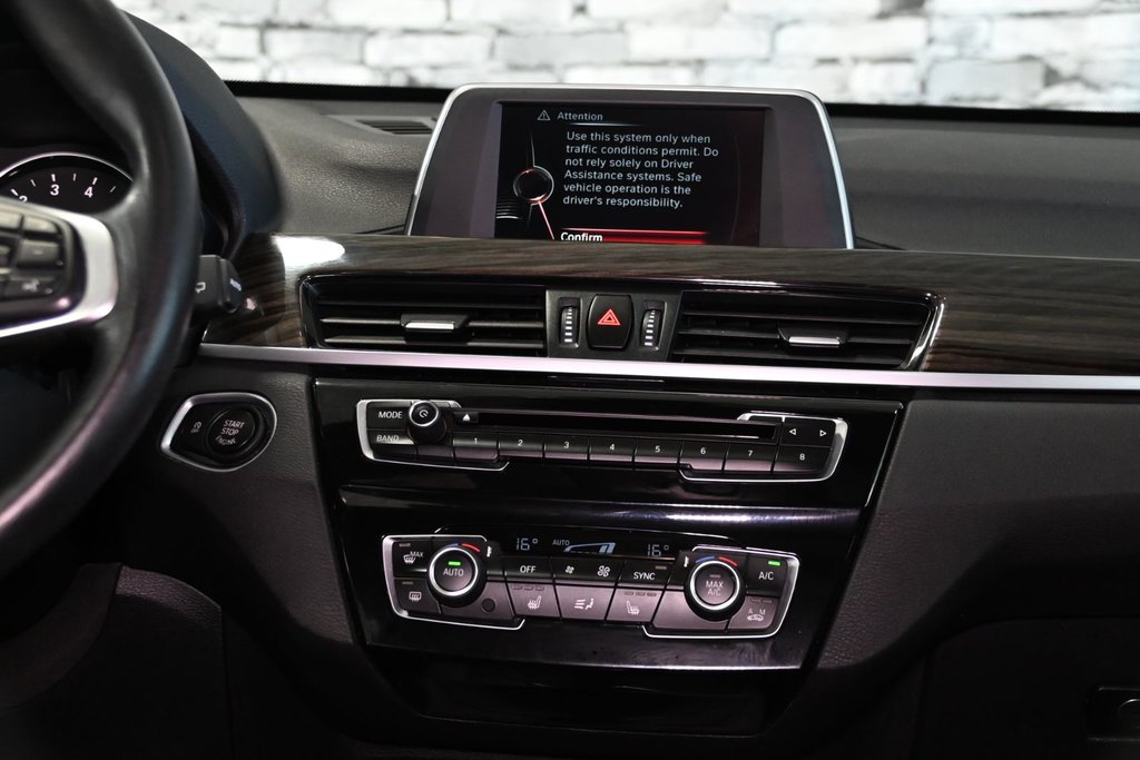 2017 BMW X1 XDRIVE28i TOIT PANORAMIQUE CUIR CAMERA in Montréal, Quebec - 36 - w1024h768px