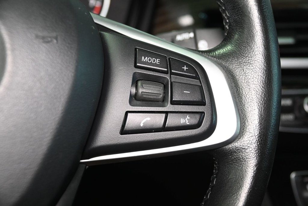 2017 BMW X1 XDRIVE28i TOIT PANORAMIQUE CUIR CAMERA in Montréal, Quebec - 32 - w1024h768px