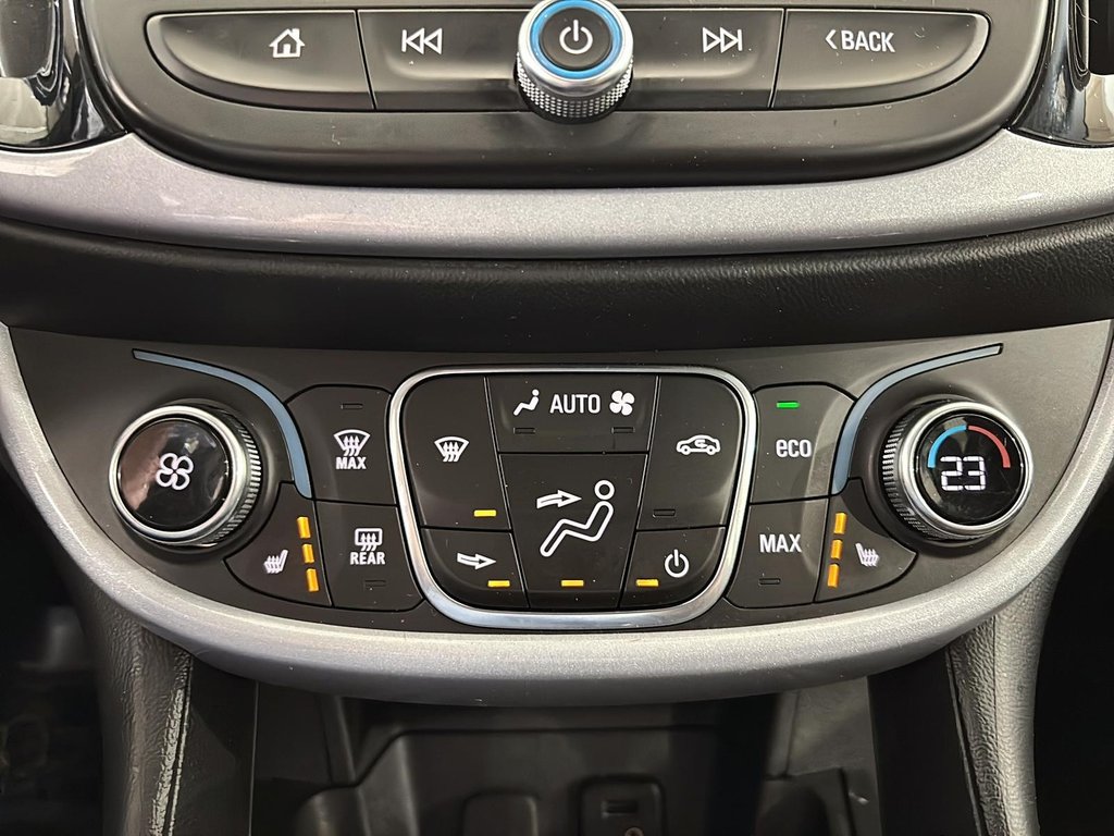 2018 Chevrolet Volt LT VOLANT CHAUFFANT CUIR CAMERA SIEGES CHAUFFANTS in Montréal, Quebec - 20 - w1024h768px