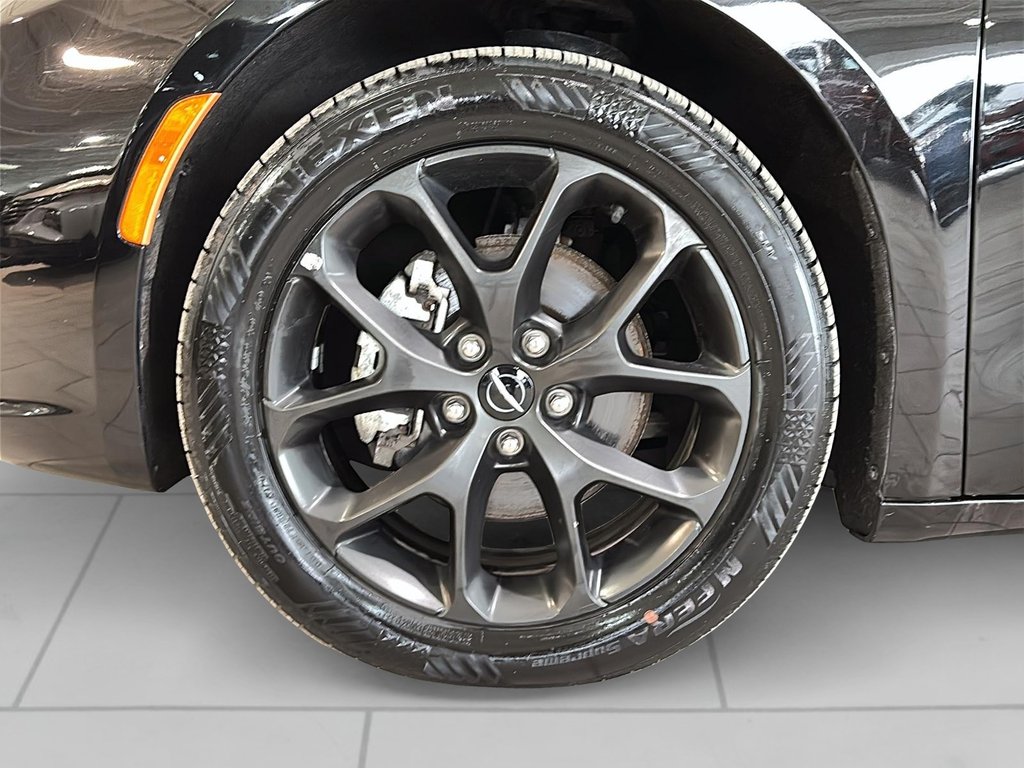 2024 Chrysler Pacifica S APPEARANCE TOURING L CUIR TOIT CAM GPS in Montréal, Quebec - 4 - w1024h768px