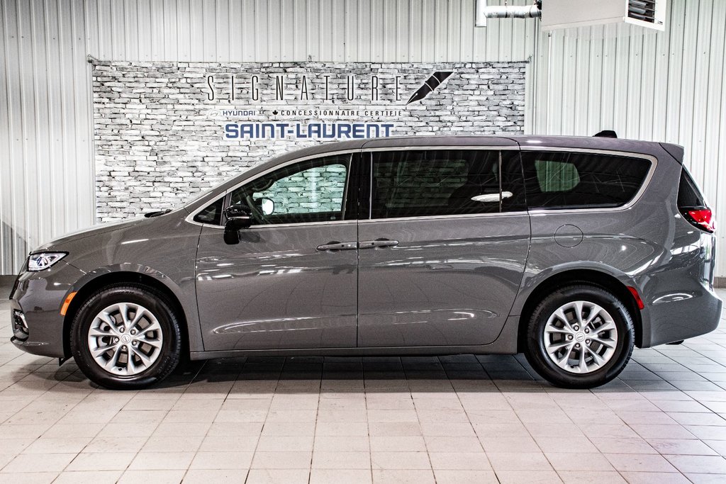 Chrysler Pacifica Select 2025 à Montréal, Québec - 13 - w1024h768px