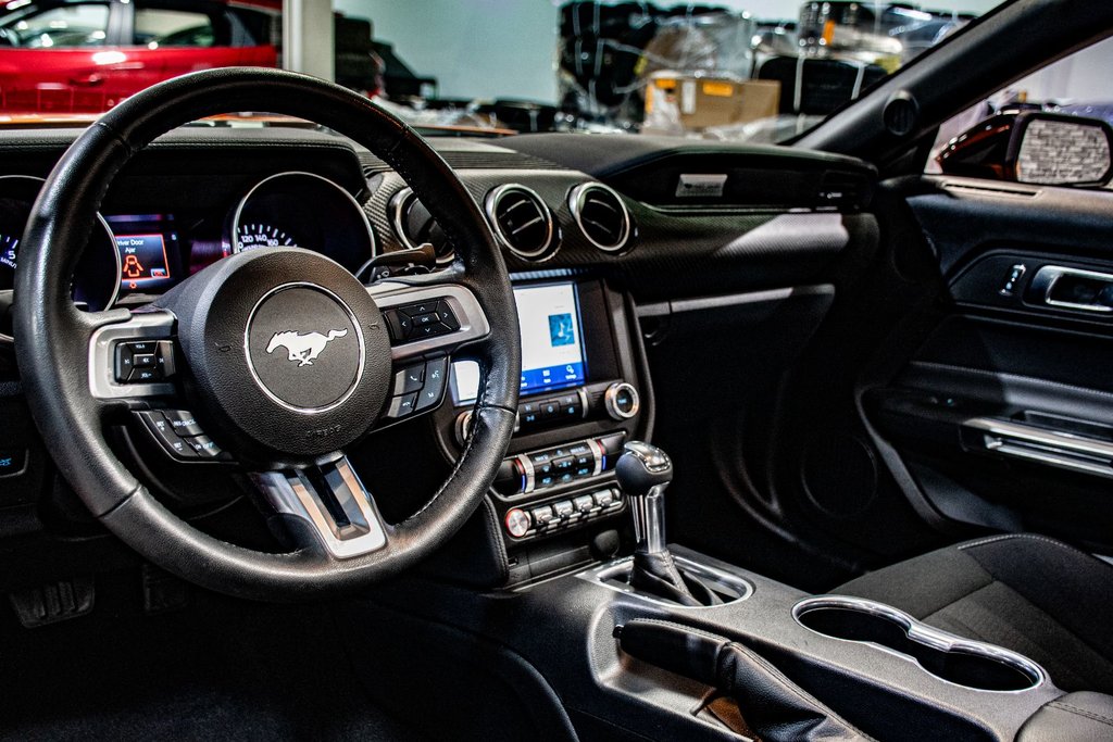 2021 Ford Mustang CONVERTIBLE ECOBOOST CARPLAY CAMERA SUPER BAS KM in Montréal, Quebec - 16 - w1024h768px