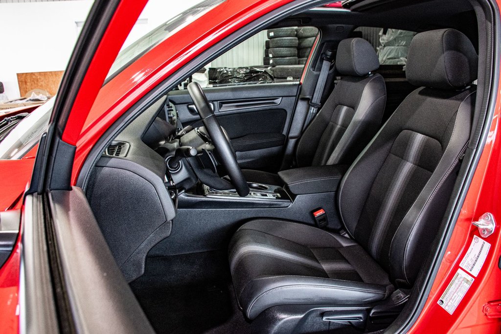 2023 Honda Civic Sedan SPORT TOIT OUVRANT CAMERA CARPLAY MAG VOLANT CHAUF in Montréal, Quebec - 24 - w1024h768px