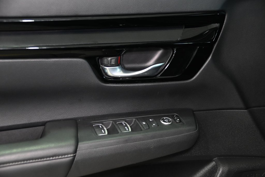 Honda CR-V SPORT CARPLAY TOIT VOLANT CHAUFFANT 2023 à Montréal, Québec - 22 - w1024h768px