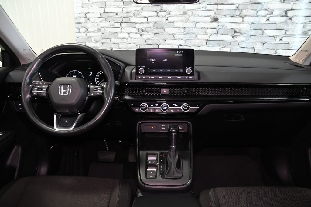 Honda CR-V SPORT CARPLAY TOIT VOLANT CHAUFFANT 2023 à Montréal, Québec - 37 - w1024h768px