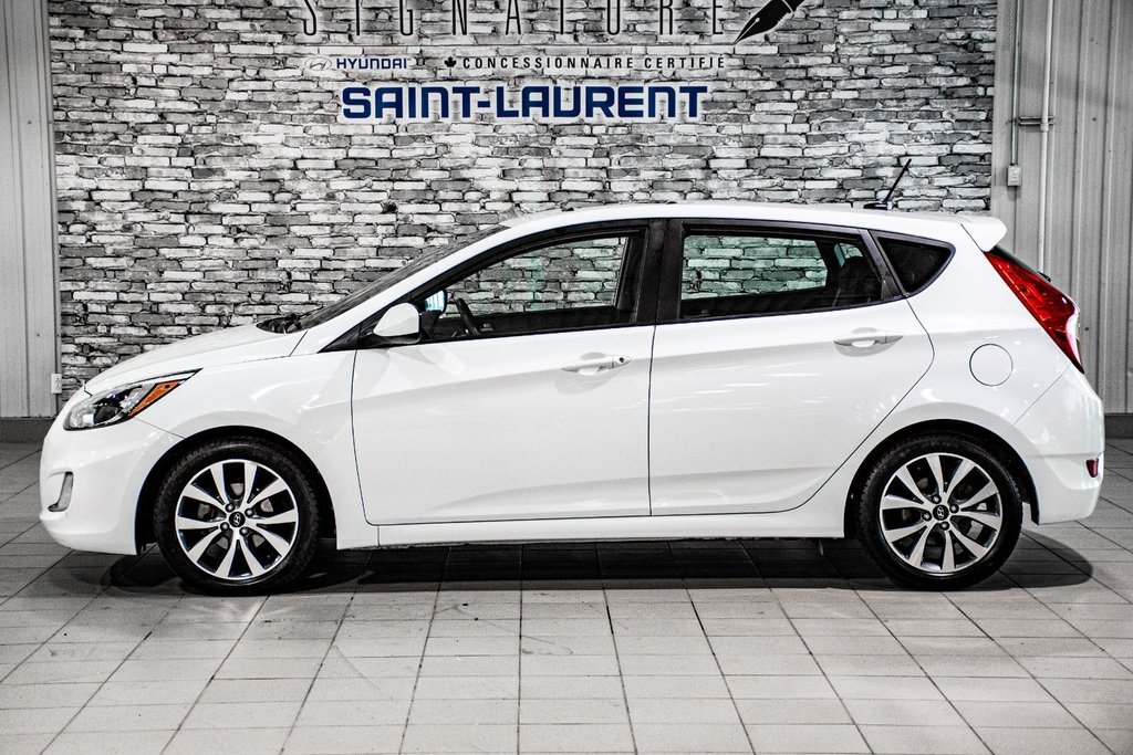2016 Hyundai Accent GLS TOIT GRP ELECTRIQUE BLUETOOTH CRUISE CONTROL in Montréal, Quebec - 16 - w1024h768px