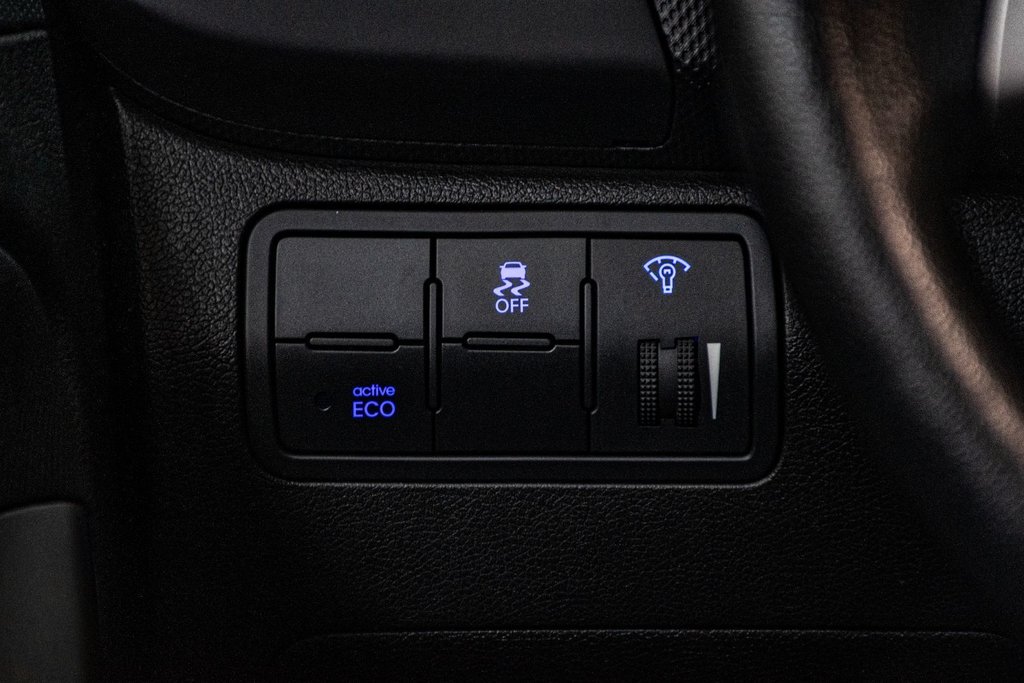 2016 Hyundai Accent GLS TOIT GRP ELECTRIQUE BLUETOOTH CRUISE CONTROL in Montréal, Quebec - 31 - w1024h768px