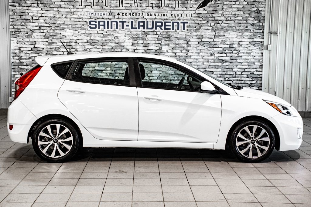2016 Hyundai Accent GLS TOIT GRP ELECTRIQUE BLUETOOTH CRUISE CONTROL in Montréal, Quebec - 9 - w1024h768px