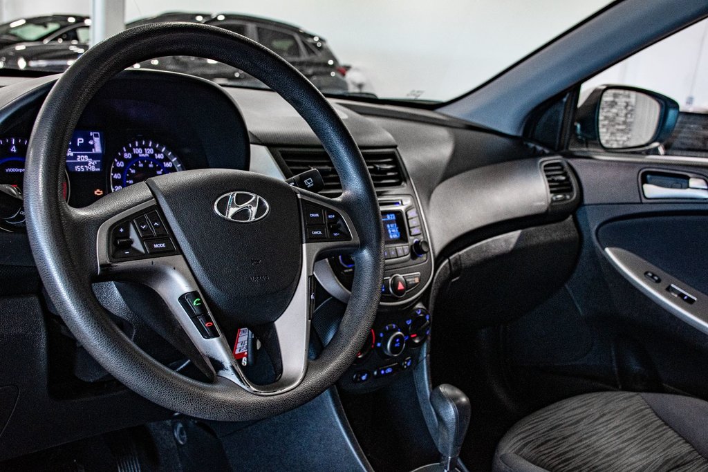2016 Hyundai Accent GLS TOIT GRP ELECTRIQUE BLUETOOTH CRUISE CONTROL in Montréal, Quebec - 19 - w1024h768px