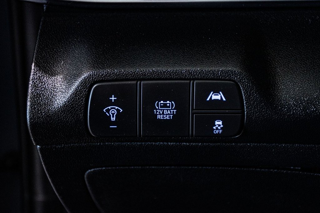 Hyundai Elantra Hybrid ULTIMATE CUIR TOIT OUVRANT CAMERA LANE ASSIST MAGS 2022 à Montréal, Québec - 33 - w1024h768px