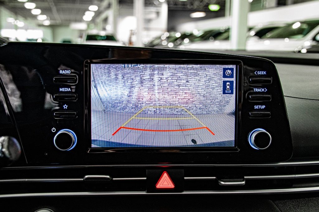 Hyundai Elantra Hybrid ULTIMATE CUIR TOIT OUVRANT CAMERA LANE ASSIST MAGS 2022 à Montréal, Québec - 25 - w1024h768px