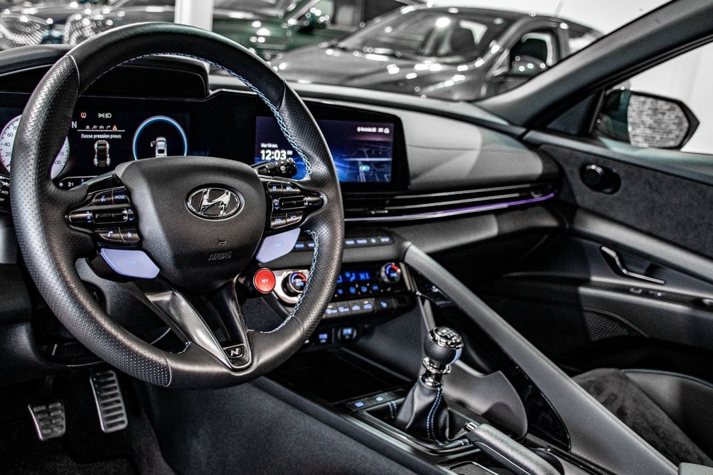 Hyundai Elantra N 276 HP TOIT NAVI BOSE CARPLAY CUIR/ALCANTARA 2023 à Montréal, Québec - 20 - w1024h768px