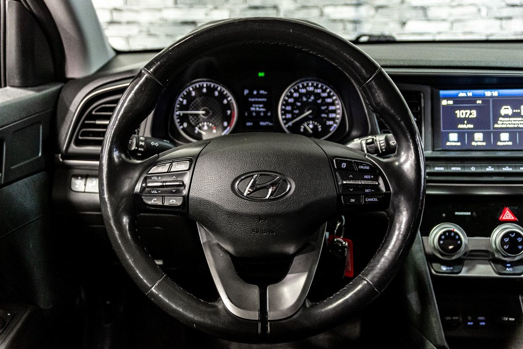 2019 Hyundai Elantra PREFERRED CAMERA SIEGES ET VOLANT CHAUFFANT in Montréal, Quebec - 3 - w1024h768px