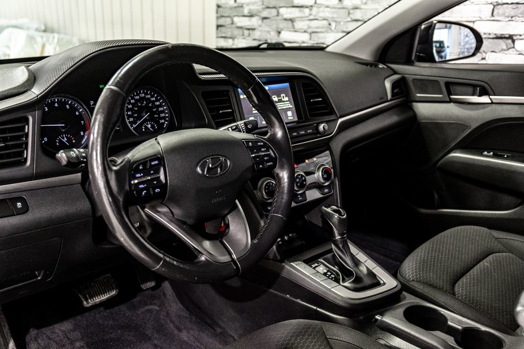 2019 Hyundai Elantra PREFERRED CAMERA SIEGES ET VOLANT CHAUFFANT in Montréal, Quebec - 13 - w1024h768px