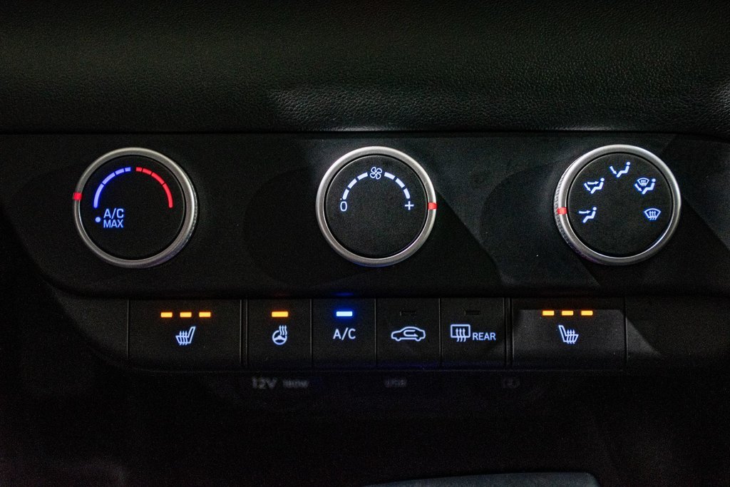 2021 Hyundai Elantra PREFERRED CARPLAY VOLANT+SIEGES CHAUFFANTS KEYLESS in Montréal, Quebec - 24 - w1024h768px