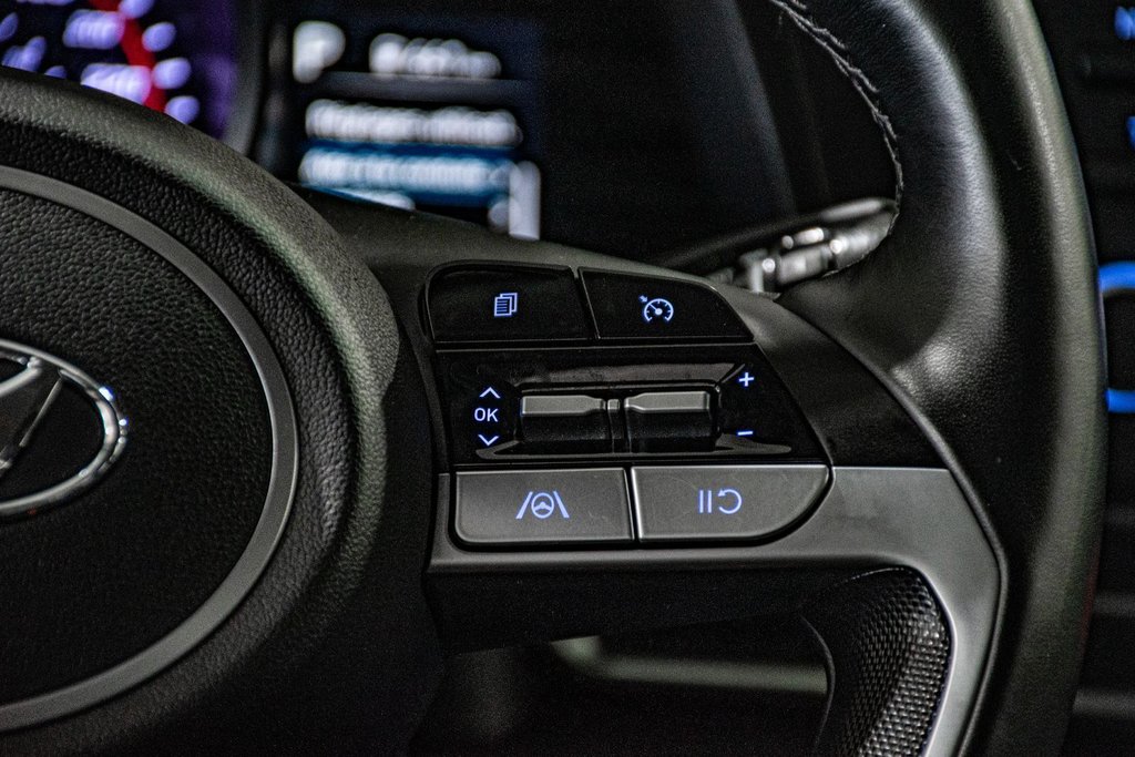 2021 Hyundai Elantra PREFERRED CARPLAY VOLANT+SIEGES CHAUFFANTS KEYLESS in Montréal, Quebec - 31 - w1024h768px