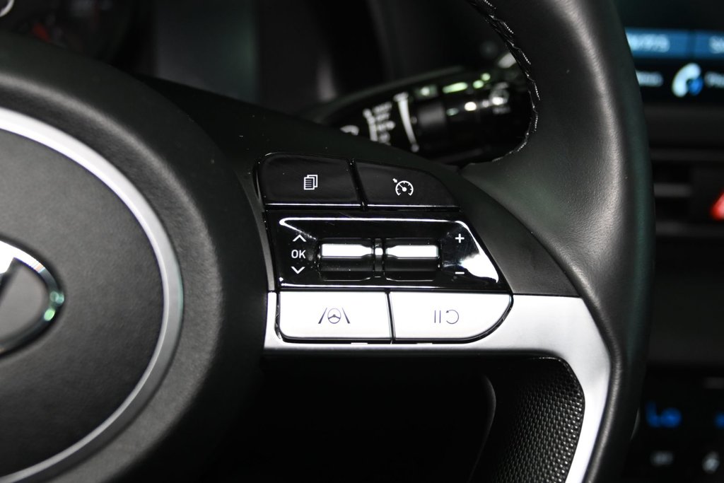 Hyundai Elantra PREFERRED CARPLAY VOLANT+SIEGES CHAUFFANTS KEYLESS 2021 à Montréal, Québec - 25 - w1024h768px
