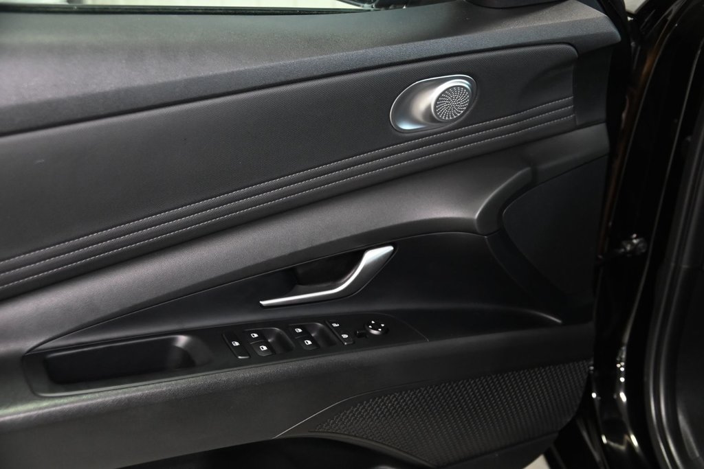 Hyundai Elantra PREFERRED CARPLAY VOLANT+SIEGES CHAUFFANTS KEYLESS 2021 à Montréal, Québec - 18 - w1024h768px