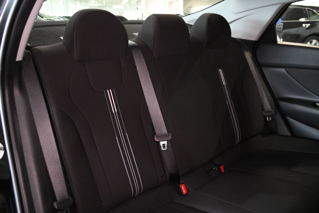 Hyundai Elantra PREFERRED CARPLAY VOLANT+SIEGES CHAUFFANTS KEYLESS 2021 à Montréal, Québec - 14 - w1024h768px