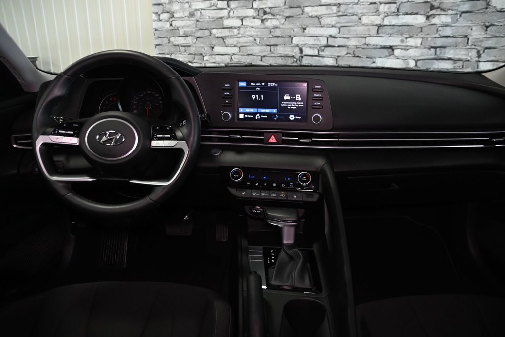 Hyundai Elantra PREFERRED CARPLAY VOLANT+SIEGES CHAUFFANTS KEYLESS 2021 à Montréal, Québec - 27 - w1024h768px