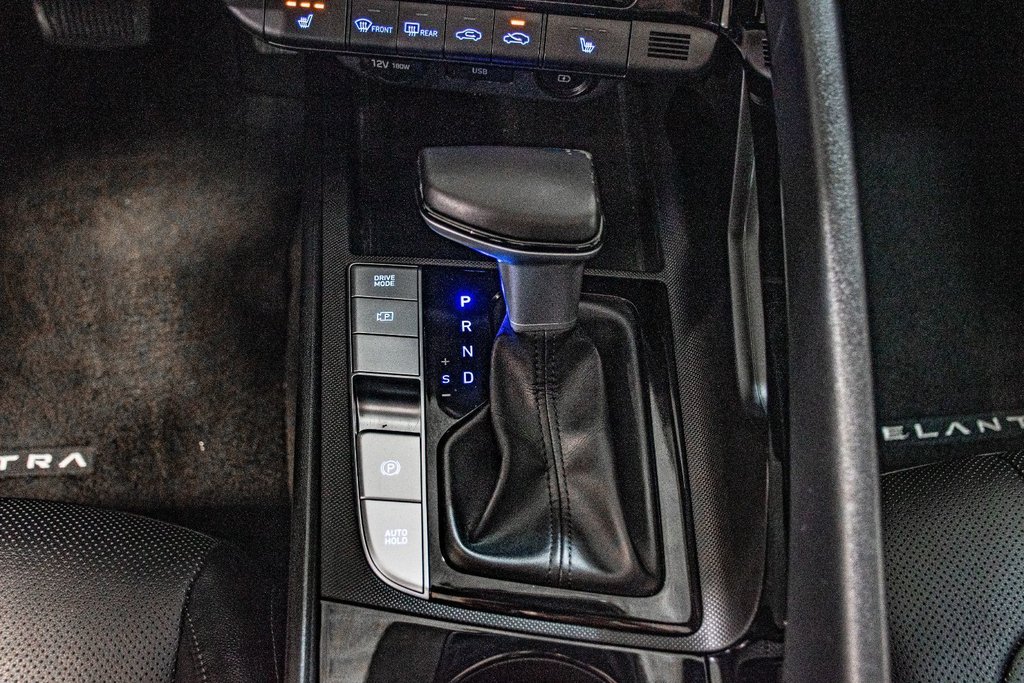 Hyundai Elantra ULTIMATE TECH TOIT NAVI CUIR BOSE BLUELINK 2021 à Montréal, Québec - 38 - w1024h768px