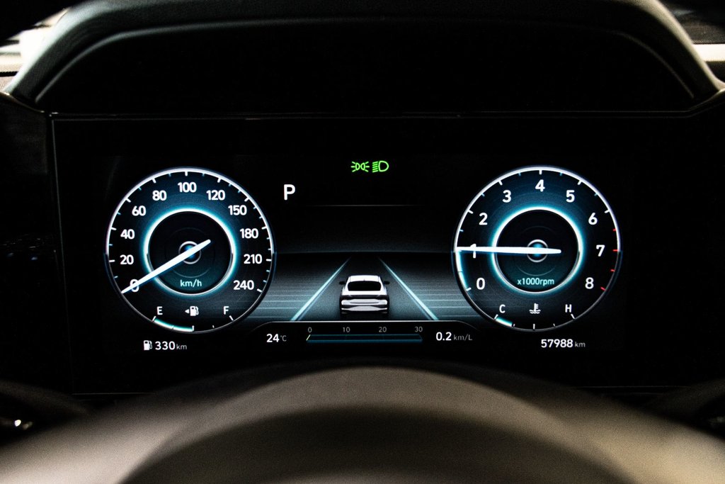 Hyundai Elantra ULTIMATE TECH TOIT NAVI CUIR BOSE BLUELINK 2021 à Montréal, Québec - 43 - w1024h768px