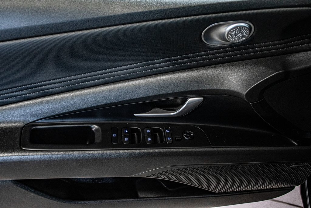 Hyundai Elantra ULTIMATE TECH TOIT NAVI CUIR BOSE BLUELINK 2021 à Montréal, Québec - 21 - w1024h768px