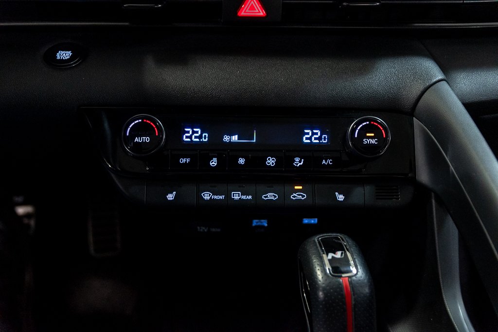 Hyundai Elantra N-LINE TOIT CUIR/TISSU CAMERA BLUELINK KEYLESS 2021 à Montréal, Québec - 32 - w1024h768px