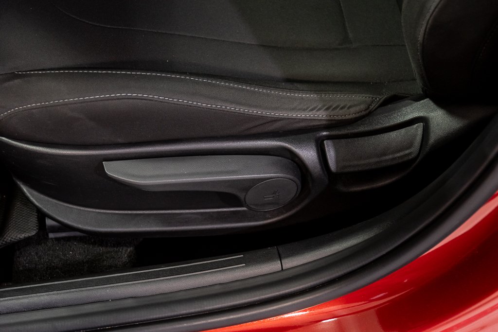 Hyundai Elantra PREFERRED TECH TOIT OUVRANT SIEGES CHAUFFANTS A/C 2021 à Montréal, Québec - 18 - w1024h768px