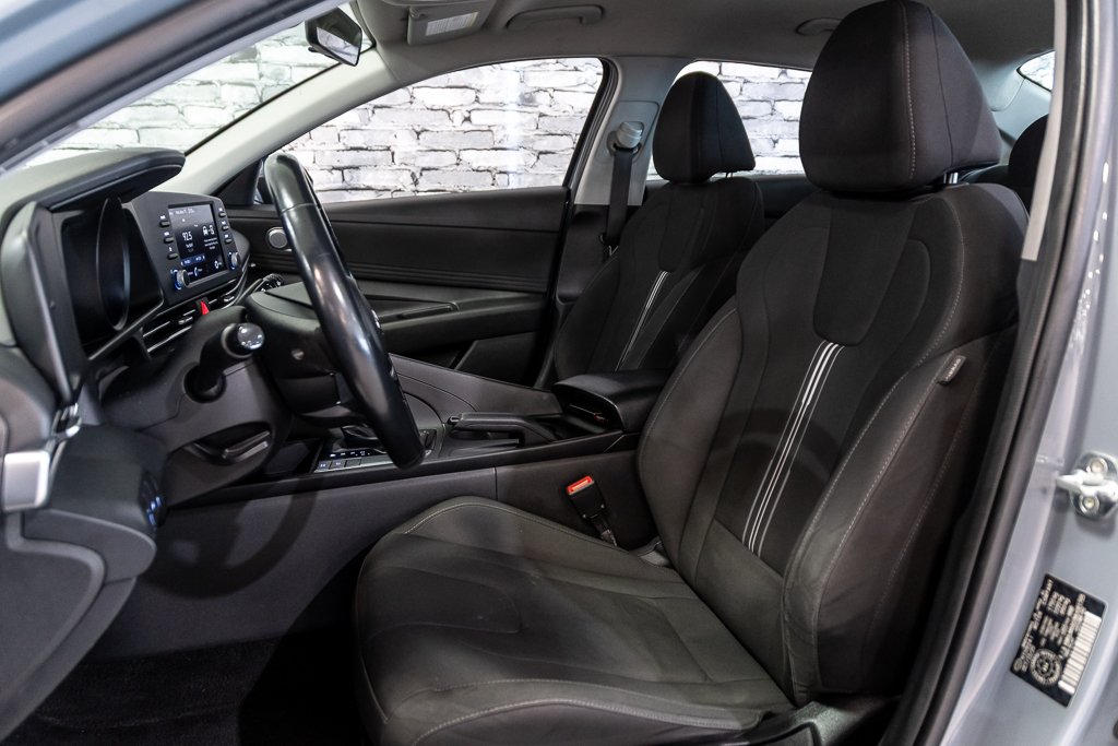 Hyundai Elantra PREFERRED CAMERA CARPLAY VOLANT CHAUFFANT MAGS 2021 à Montréal, Québec - 24 - w1024h768px