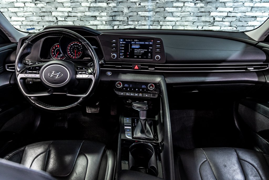 Hyundai Elantra ULTIMATE TOIT CUIR BLUELINK CARPLAY CAMERA NAVI 2021 à Montréal, Québec - 5 - w1024h768px