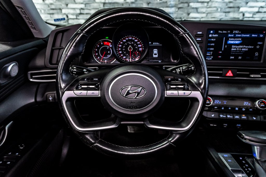 Hyundai Elantra ULTIMATE TOIT CUIR BLUELINK CARPLAY CAMERA NAVI 2021 à Montréal, Québec - 23 - w1024h768px