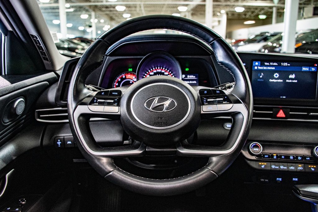 Hyundai Elantra PREFERRED CARPLAY VOLANT+SIEGES CHAUFFANTS KEYLESS 2022 à Montréal, Québec - 33 - w1024h768px