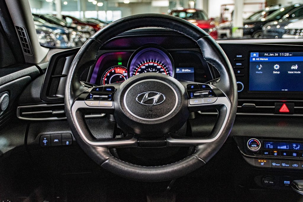 Hyundai Elantra PREFERRED TECH TOIT CAMERA CARPLAY BLUELINK 2022 à Montréal, Québec - 27 - w1024h768px