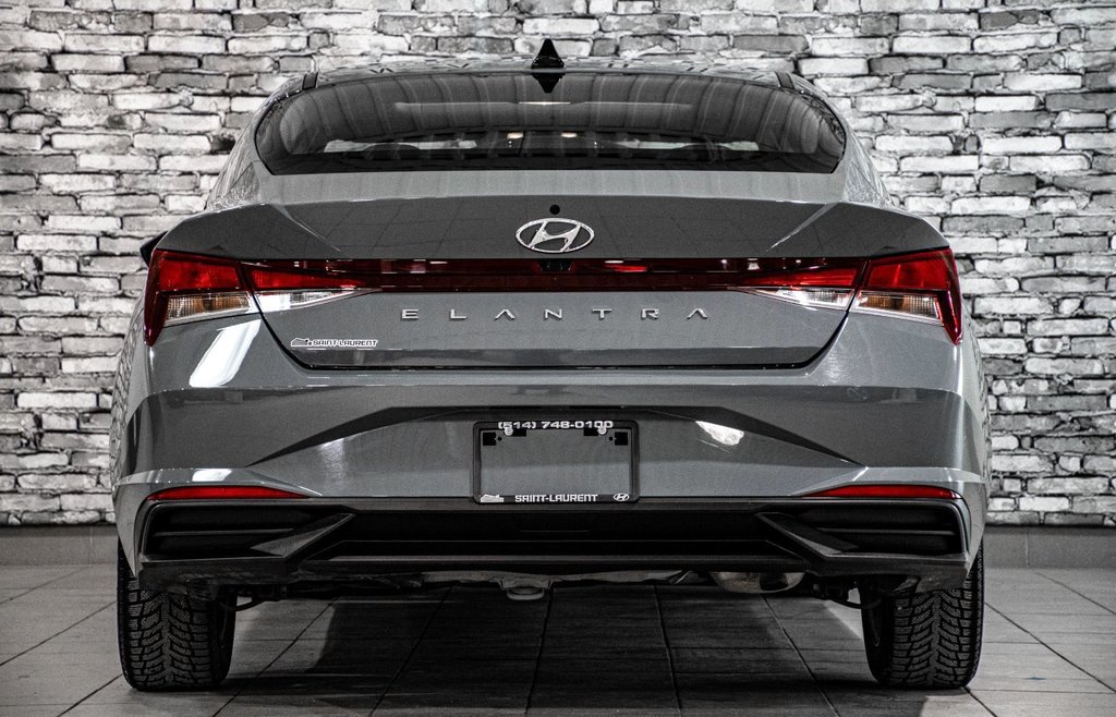 Hyundai Elantra PREFERRED TECH TOIT CAMERA CARPLAY BLUELINK 2022 à Montréal, Québec - 9 - w1024h768px