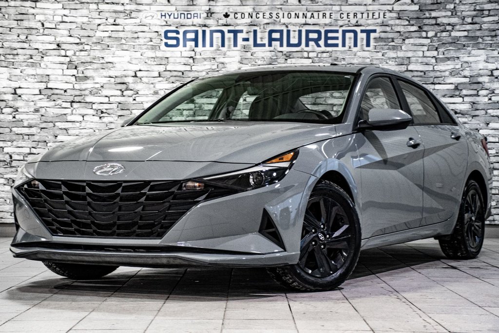 Hyundai Elantra PREFERRED TECH TOIT CAMERA CARPLAY BLUELINK 2022 à Montréal, Québec - 1 - w1024h768px