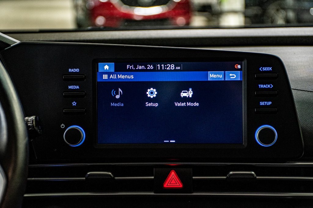 Hyundai Elantra PREFERRED TECH TOIT CAMERA CARPLAY BLUELINK 2022 à Montréal, Québec - 21 - w1024h768px