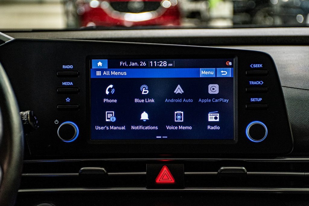 Hyundai Elantra PREFERRED TECH TOIT CAMERA CARPLAY BLUELINK 2022 à Montréal, Québec - 20 - w1024h768px