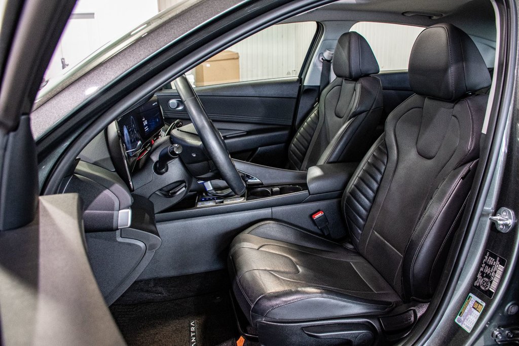 Hyundai Elantra LUXURY TOIT NAVIGATION BOSE CUIR CARPLAY MAG 17 2023 à Montréal, Québec - 3 - w1024h768px